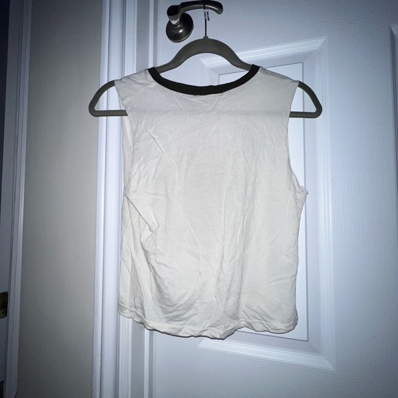 Brandy Melville Cameras Crop Tank Top - Picture 2 of 2